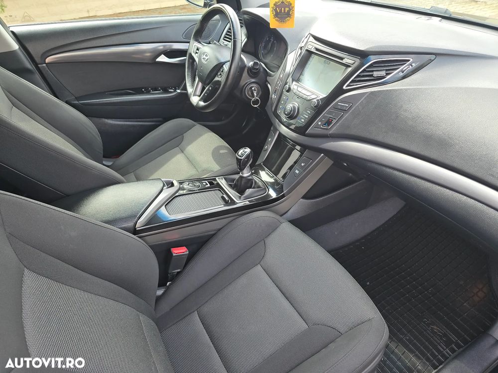 Hyundai i40 Kombi blue 1.7 CRDi Style - 8