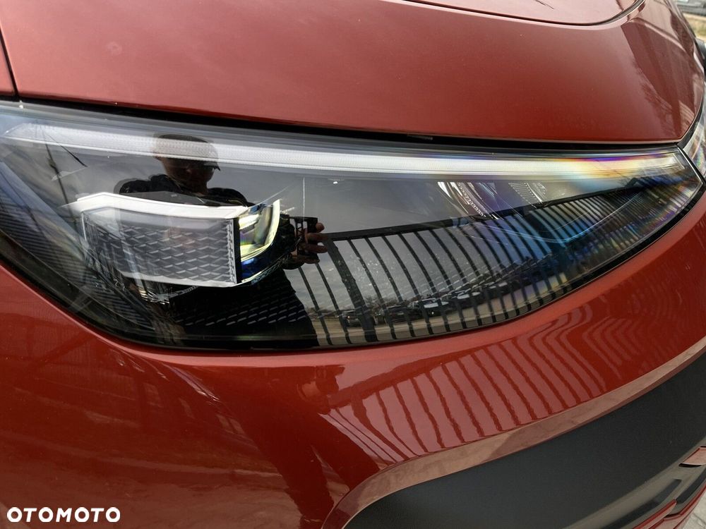 Volkswagen T-Roc - 9