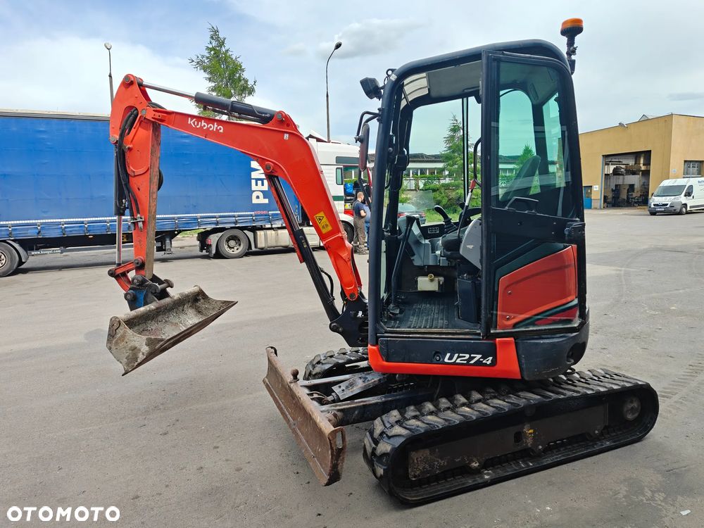 Kubota U-27 - 8