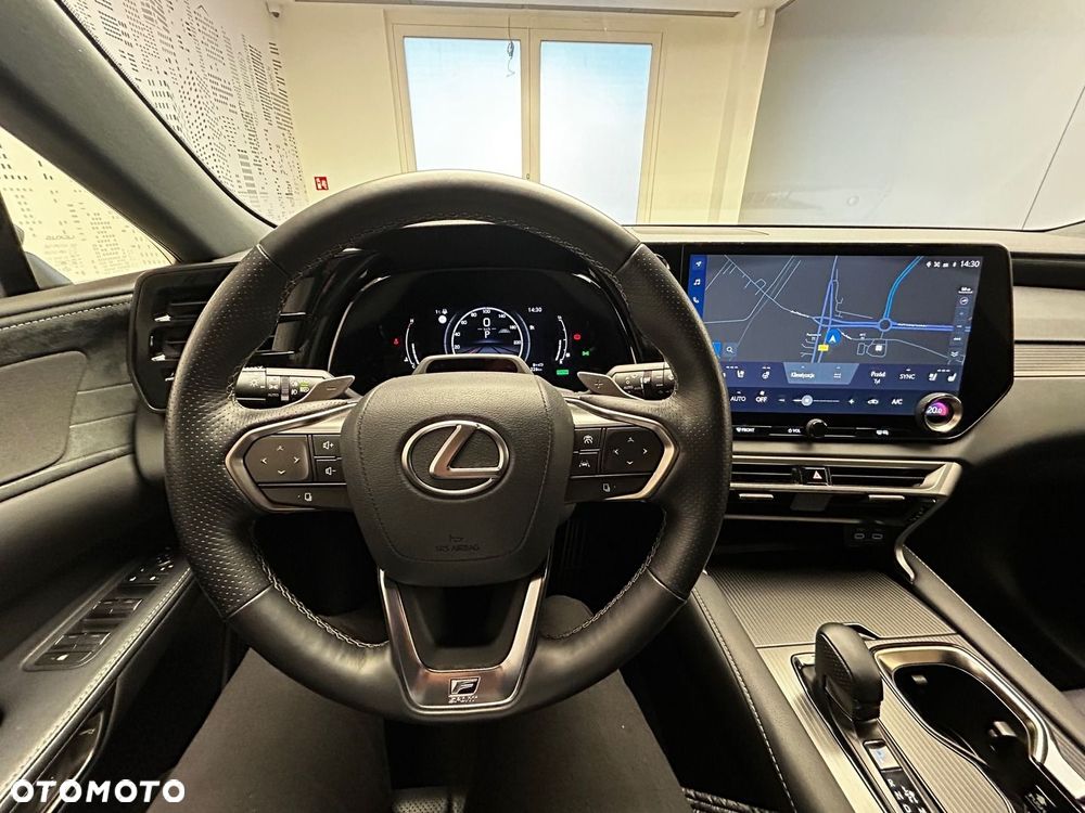 Lexus RX - 9