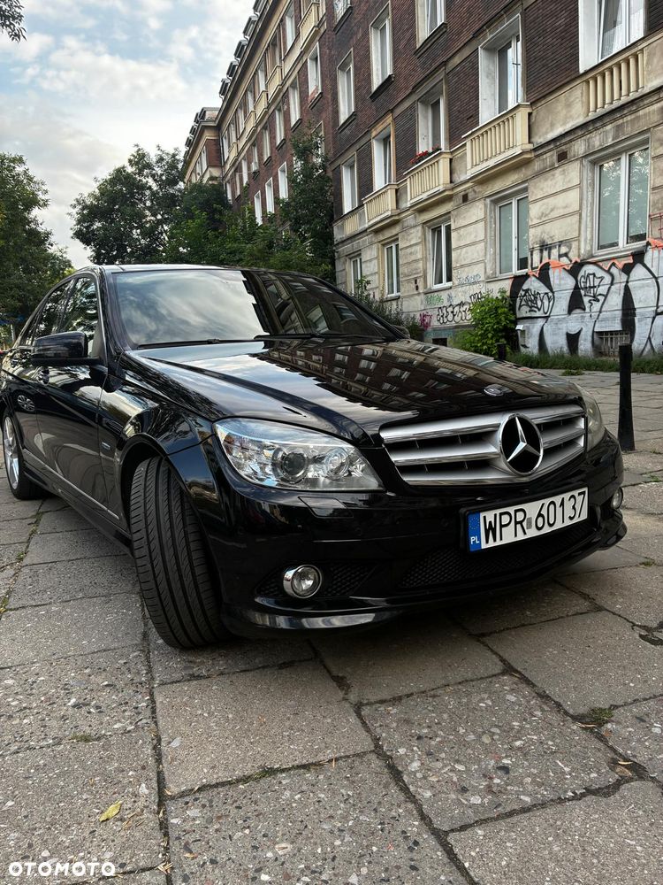 Mercedes-Benz Klasa C 250 CGI BlueEff Avantgarde