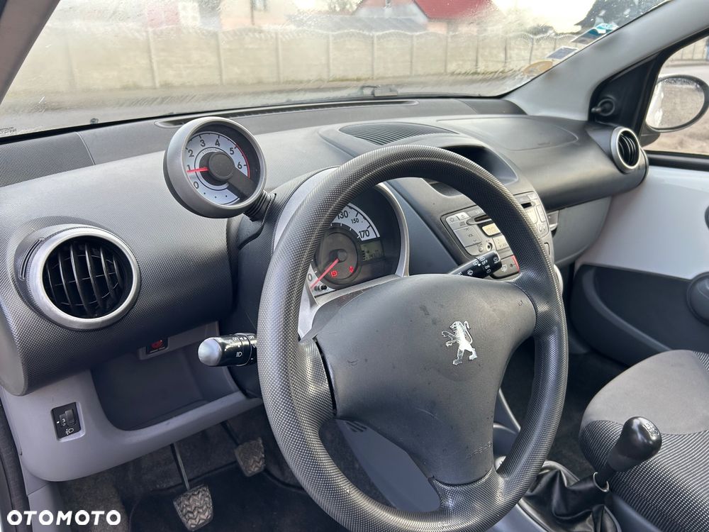Peugeot 107 1.4 HDI Trendy - 10