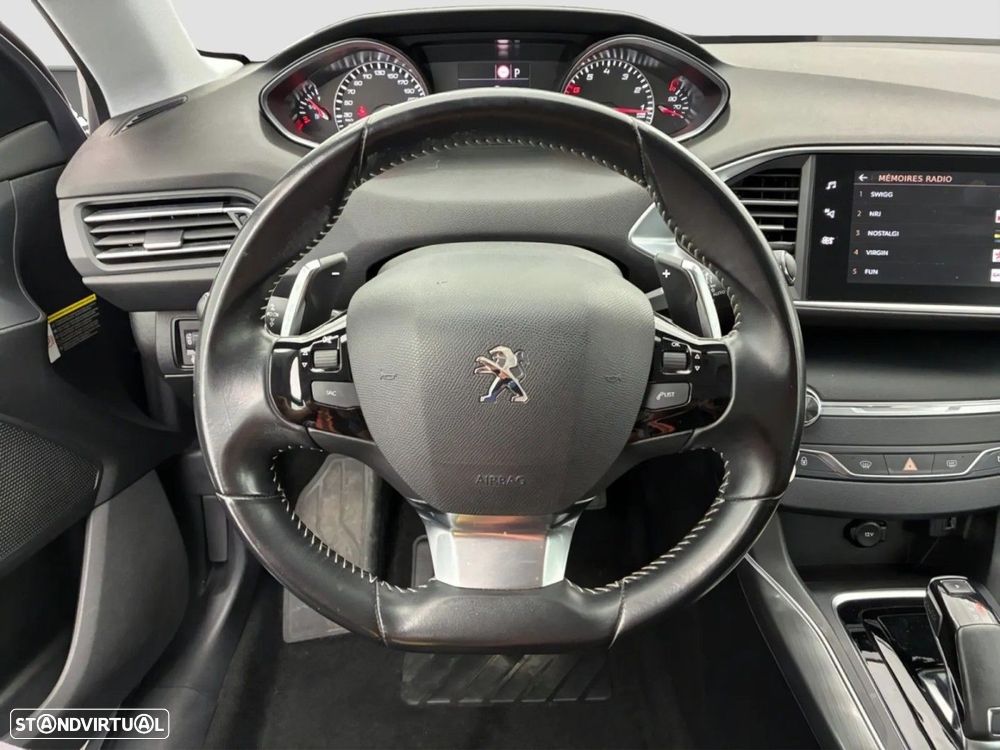 Peugeot 308 PureTech 130 EAT8 Active Pack - 6