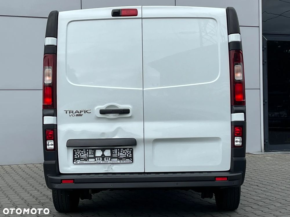 Renault Trafic - 12