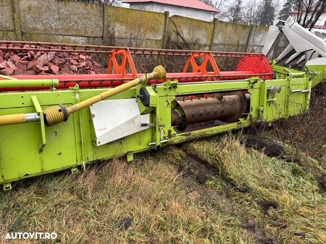 Claas Tucano 320 - 10