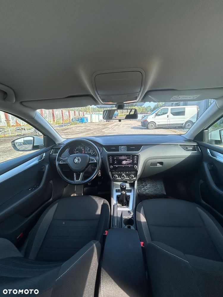 Skoda Octavia 1.4 TSI Ambition - 8