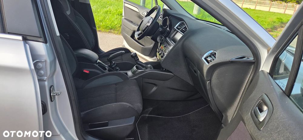 Citroën C4 1.2 e-THP Selection - 15