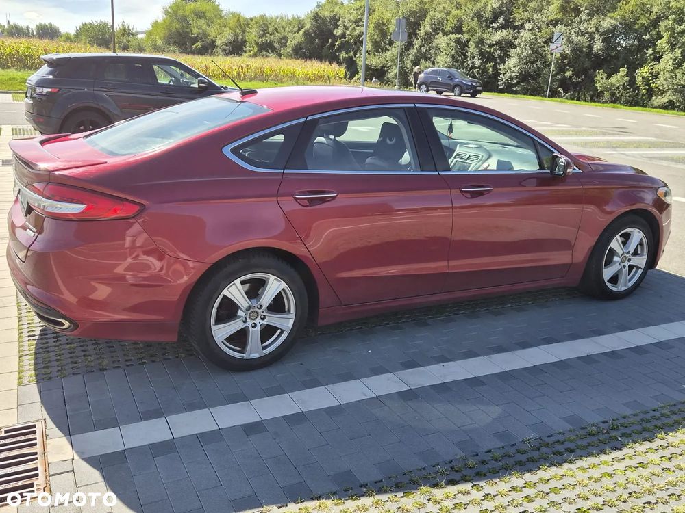 Ford Fusion 2.0 EcoBoost Titanium - 4