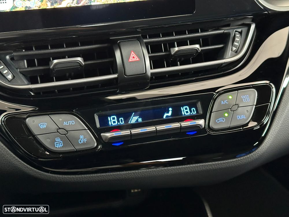 Toyota C-HR 2.0 Hybrid Square Collection - 17