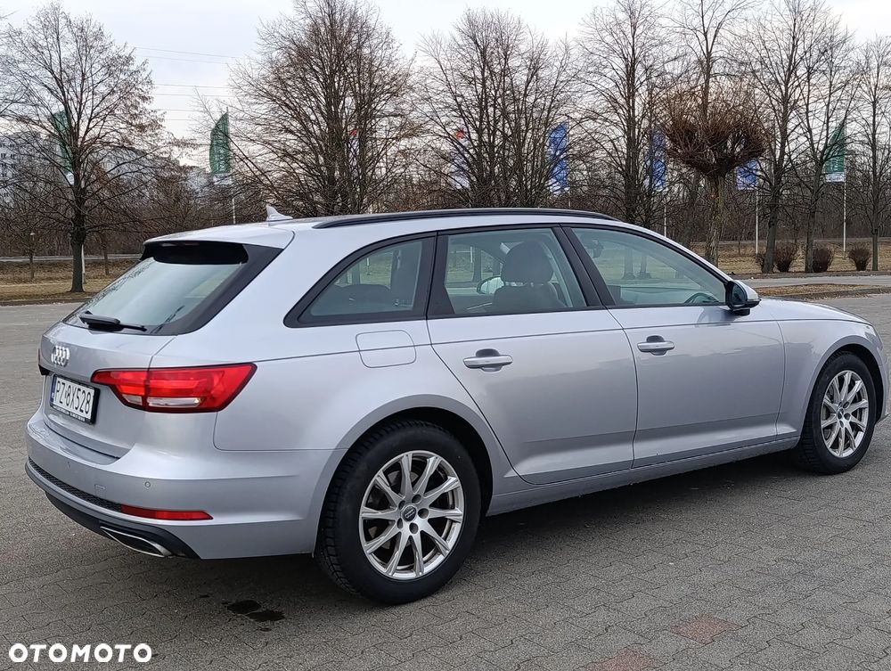 Audi A4 Avant 40 TDI S tronic - 11