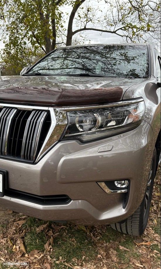 Toyota Land Cruiser 2.8 D-4D Auto Executive - 3