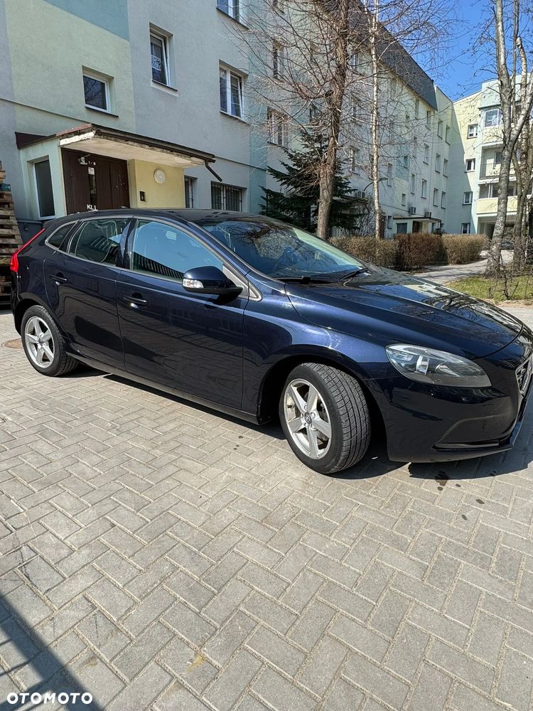Volvo V40 D2 Drive-E Momentum - 3