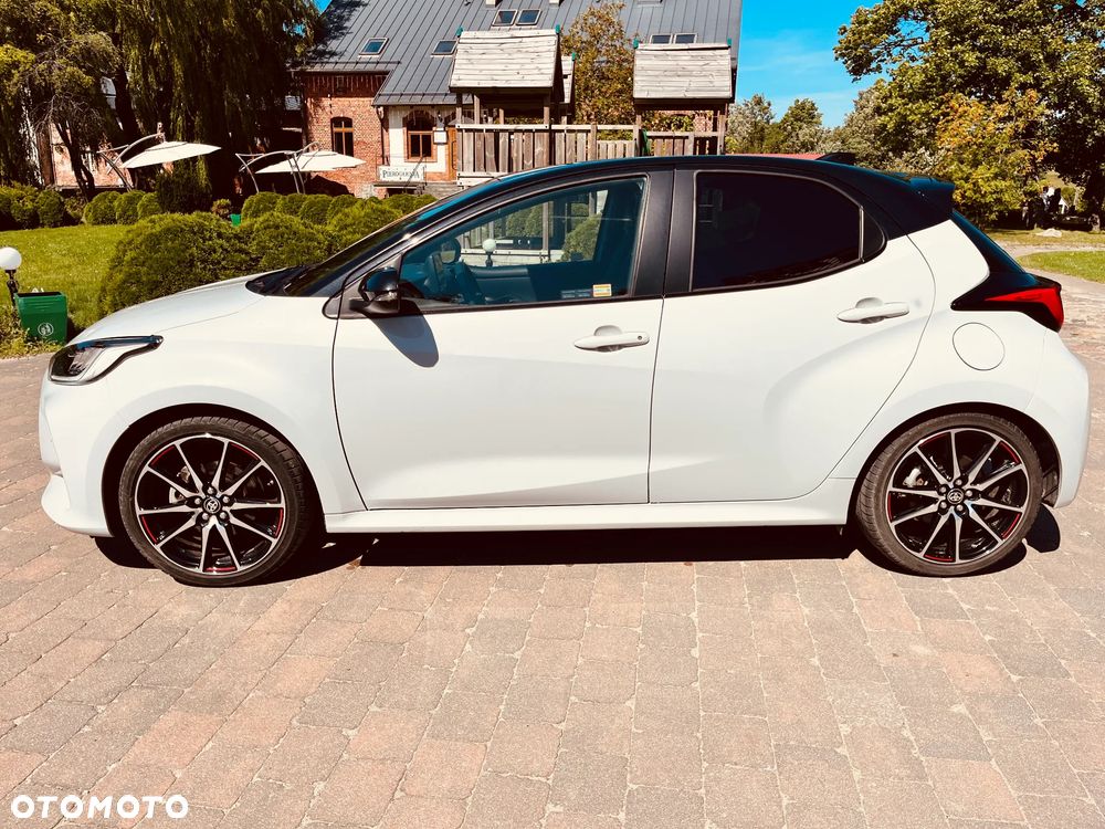 Toyota Yaris 1.5 VVT-i GR SPORT - 3
