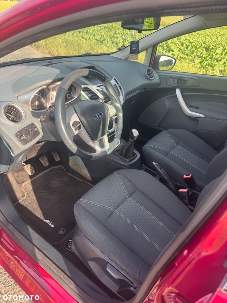 Ford Fiesta 1.6 Titanium EU5 - 6