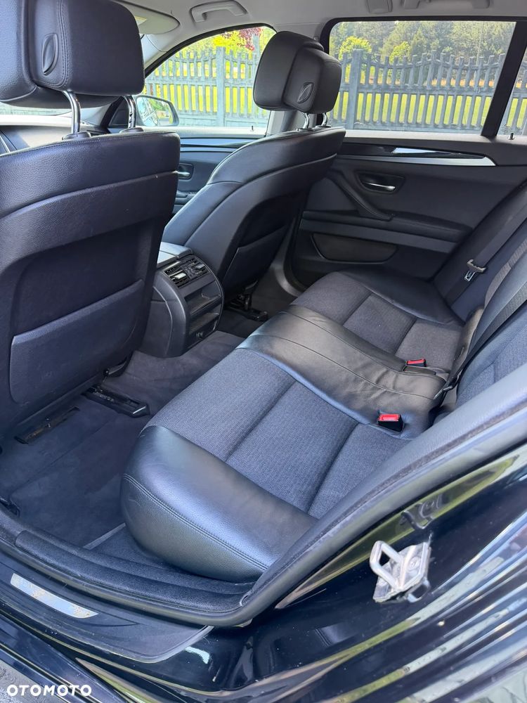 BMW Seria 5 520d - 15