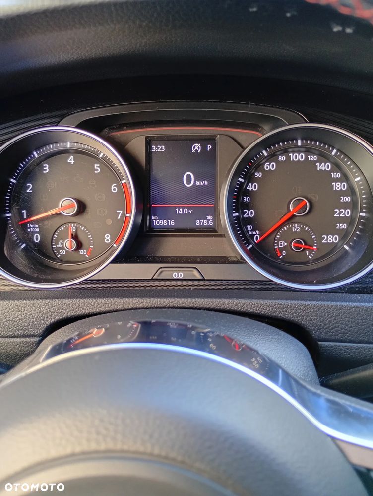 Volkswagen Golf - 14