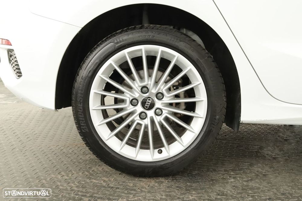 Audi A3 Sportback 40 TFSIe Advanced - 5