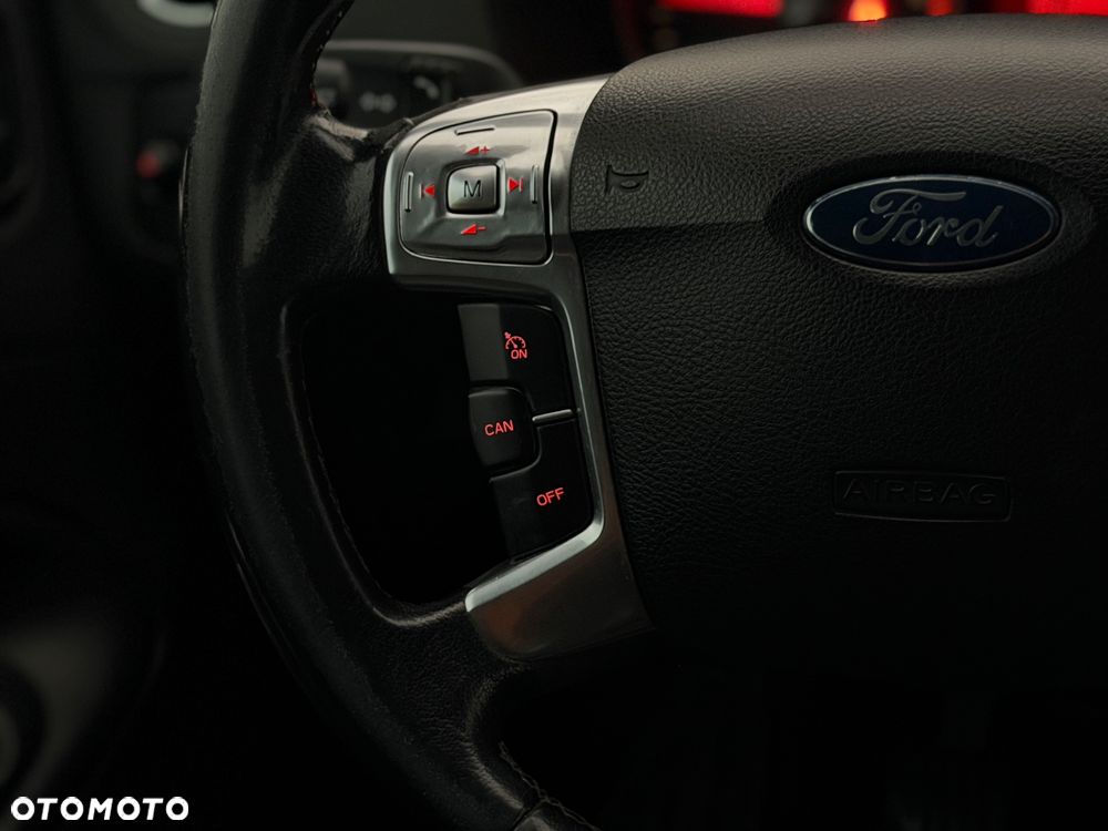Ford Mondeo 1.8 TDCi Ghia X - 15