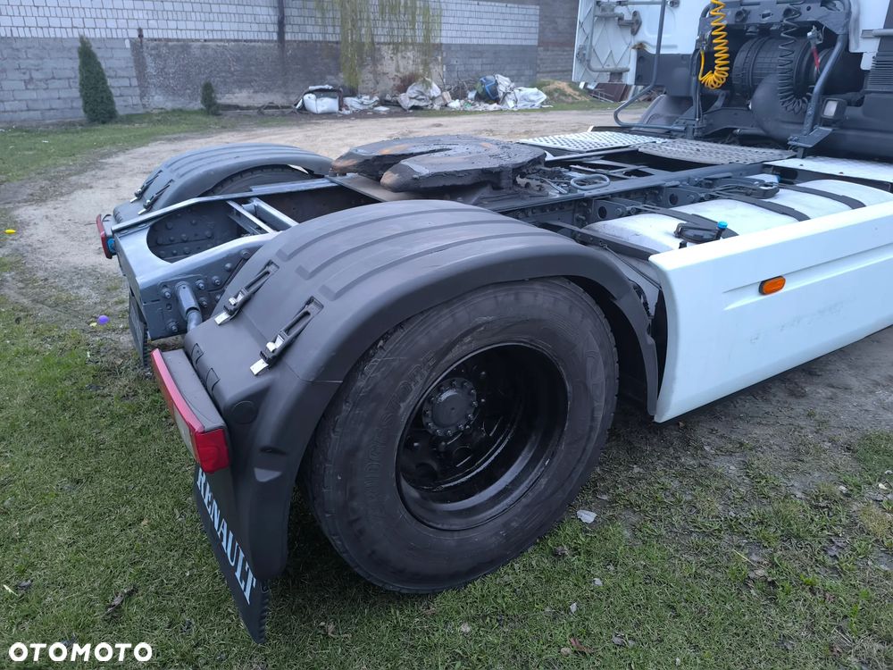 Renault Premium 440dxi - 11