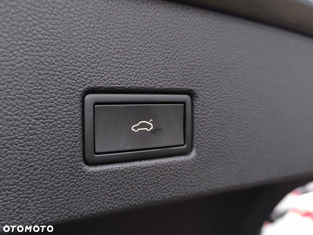 Volkswagen T-Roc 2.0 TDI SCR Style DSG - 33