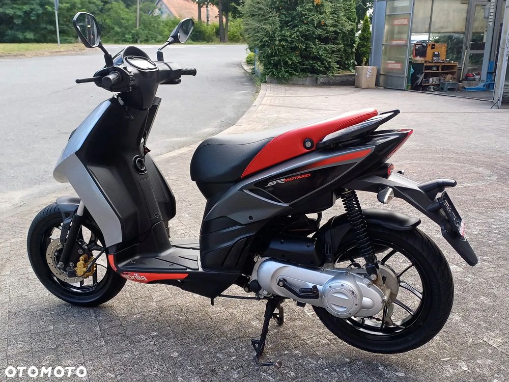 Aprilia SR - 10