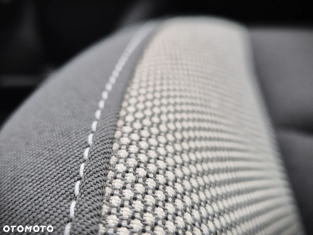 Skoda Fabia 1.0 Ambition - 14