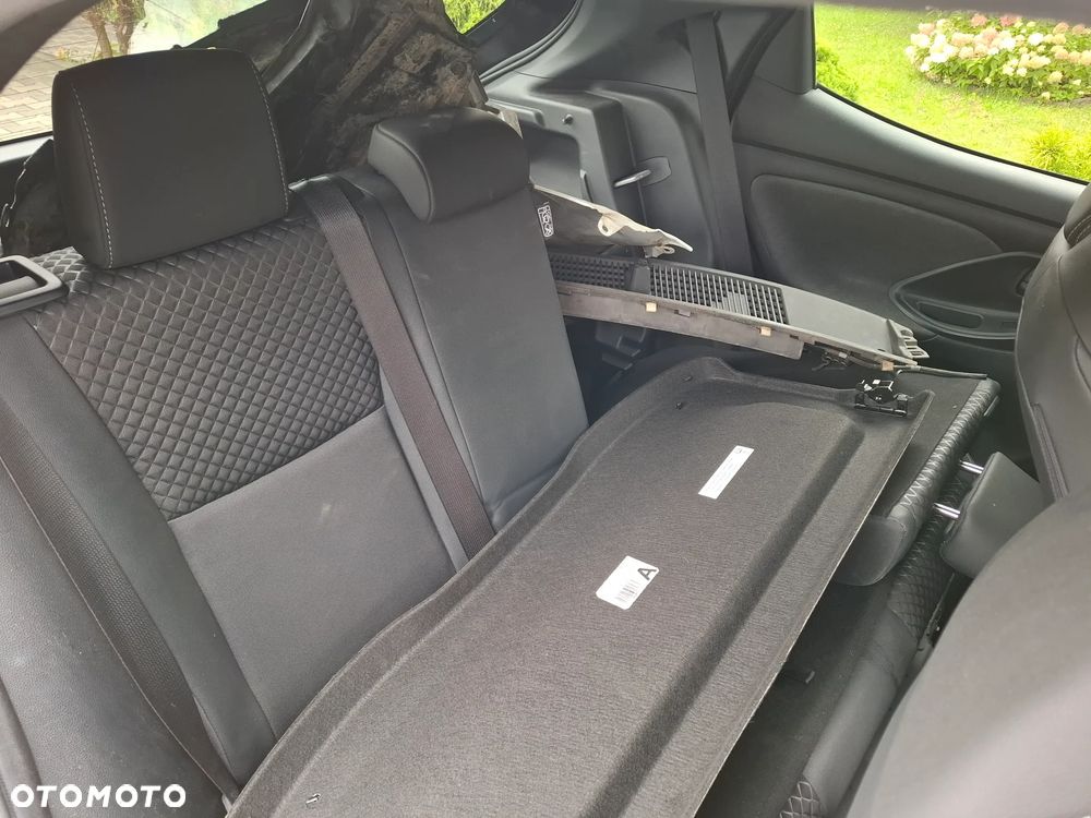 Toyota Yaris 1.5 VVT-i Premiere Edition - 24