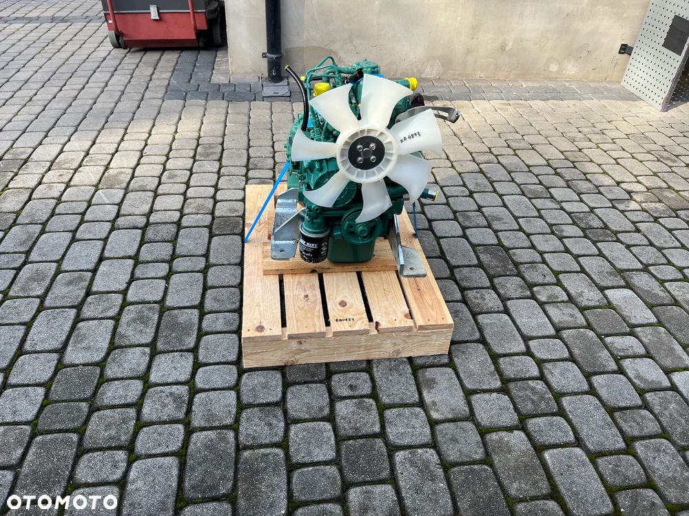 SILNIK VOLVO D1.1A-EF07 D1 1A EF07  15.6KW 2400 RPM 11381netto - 2