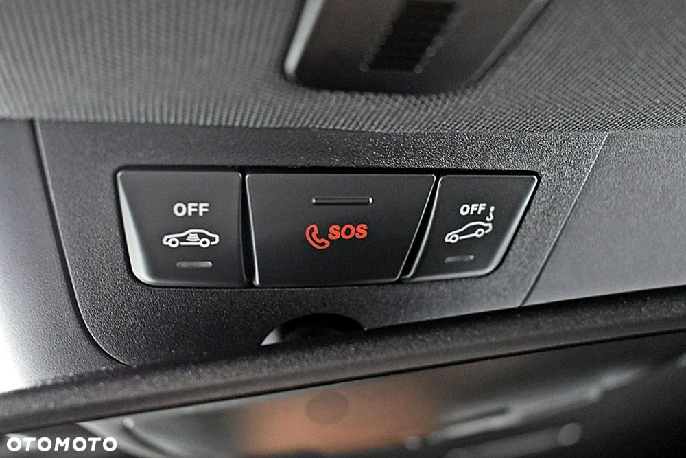 Mercedes-Benz CLA AMG 45 4Matic 7G-DCT - 33