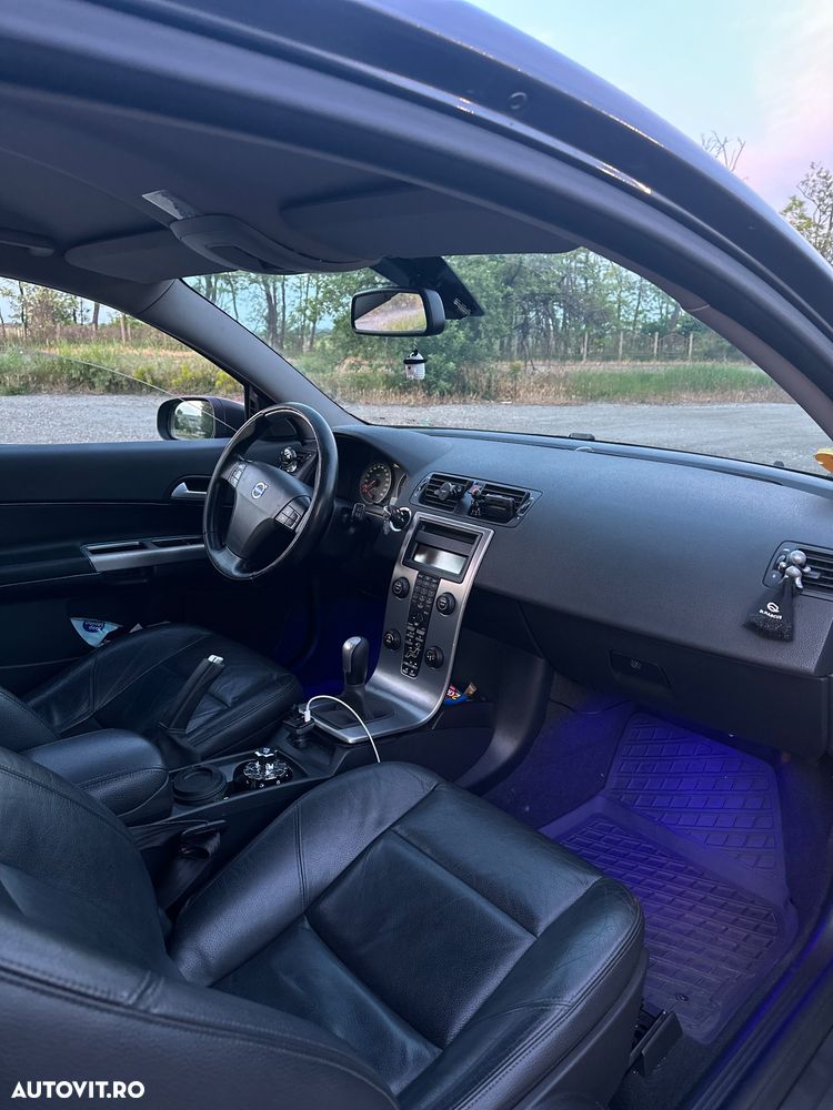 Volvo C30 1.6D Momentum - 4