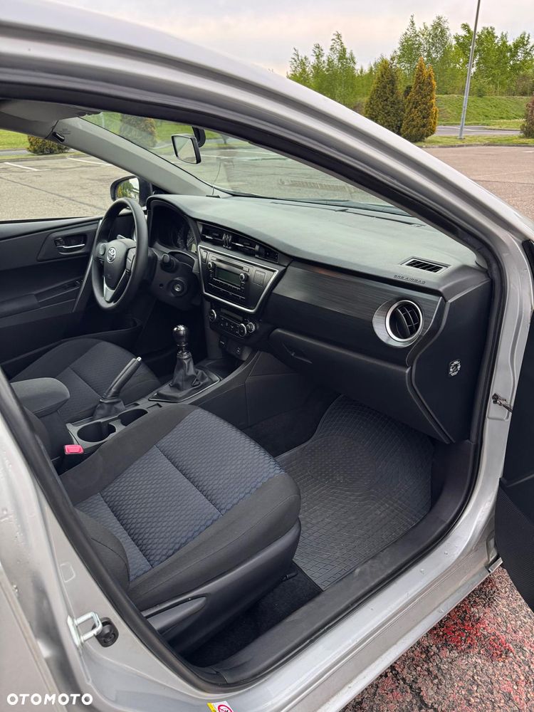 Toyota Auris 1.33 VVT-i Active - 14