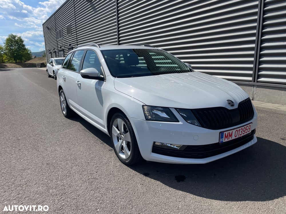 Skoda Octavia 1.6 TDI DSG Style - 8