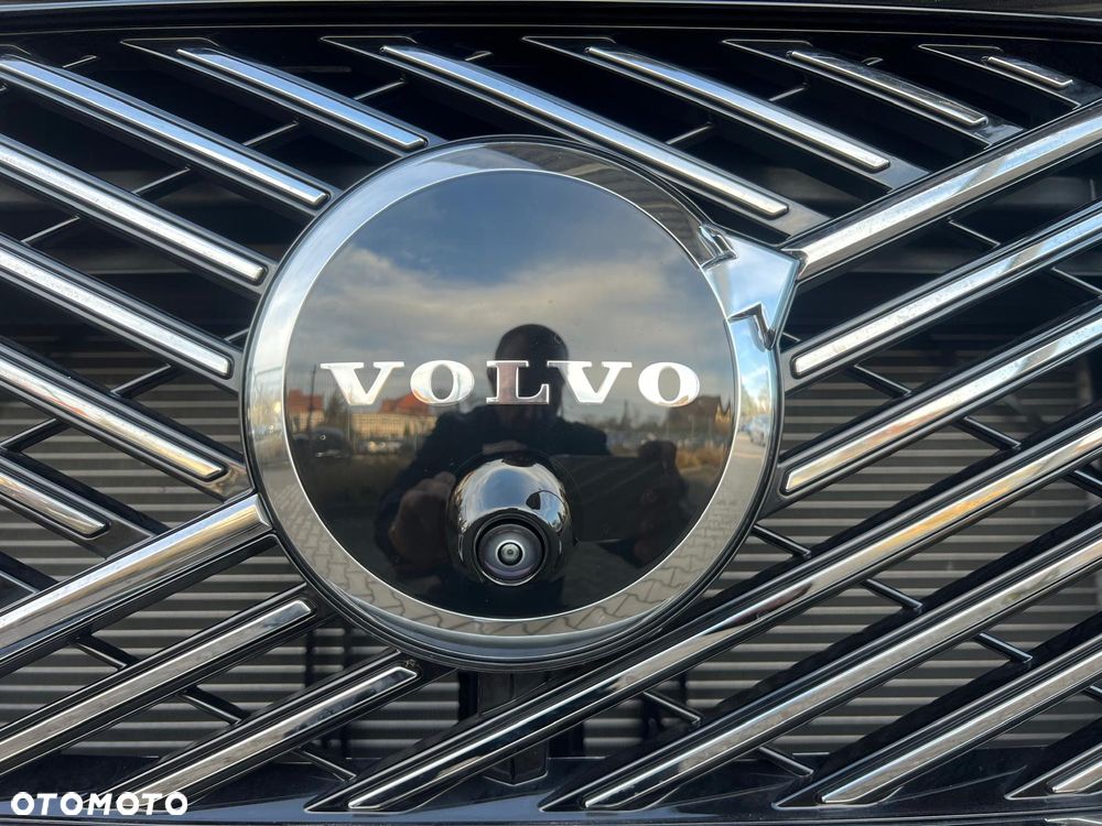 Volvo XC 90 - 31