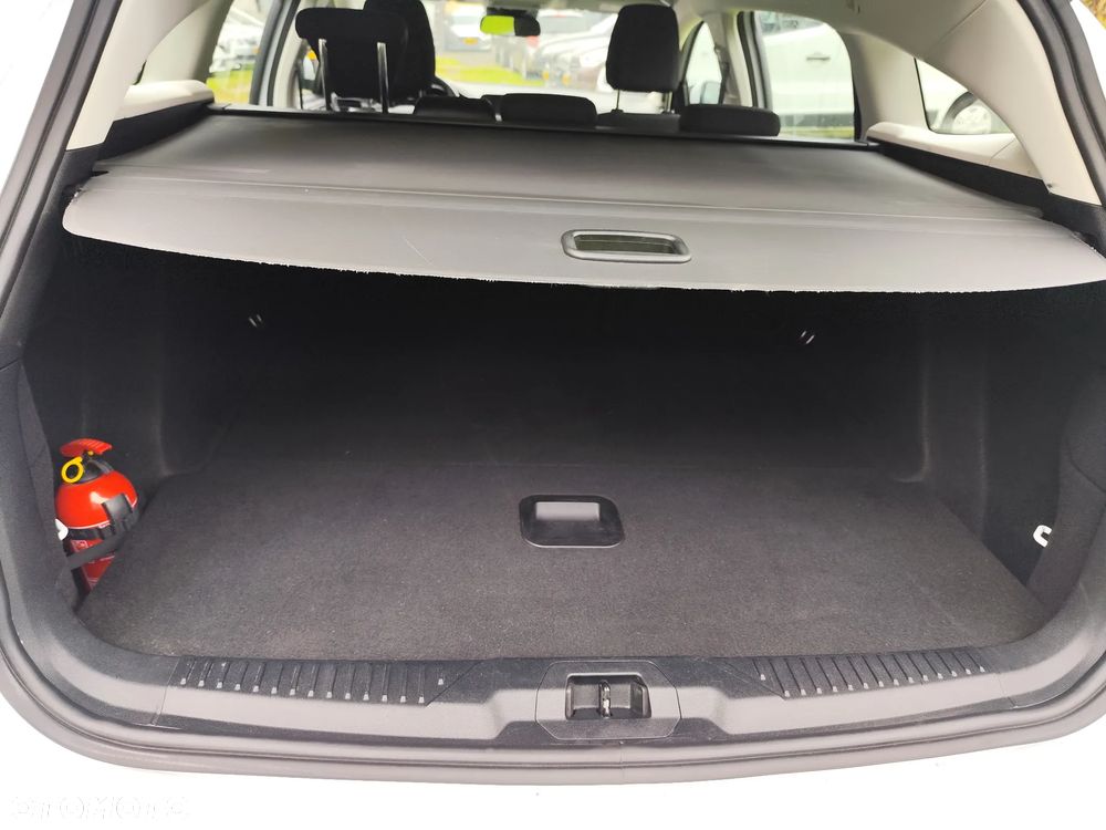 Ford Focus 1.5 EcoBlue SCR Active - 11