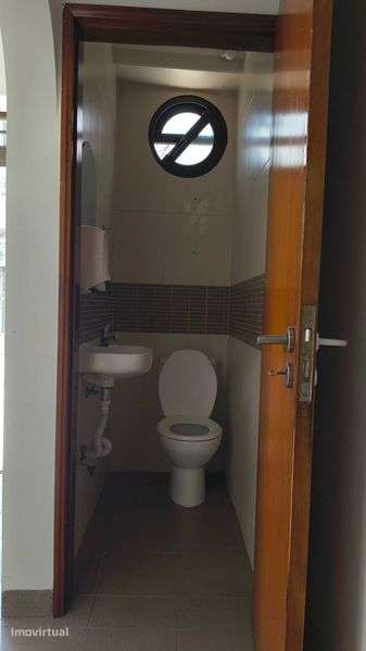 Loja na Pontinha - Grande imagem: 3/10