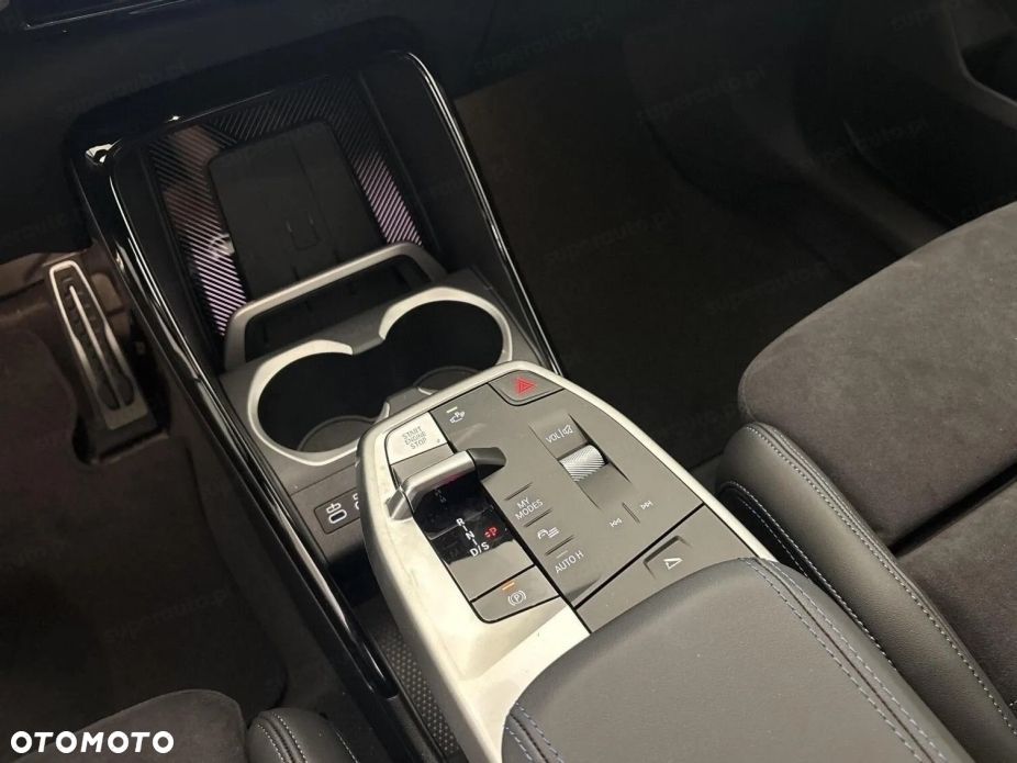 BMW X1 sDrive18d M Sport - 12