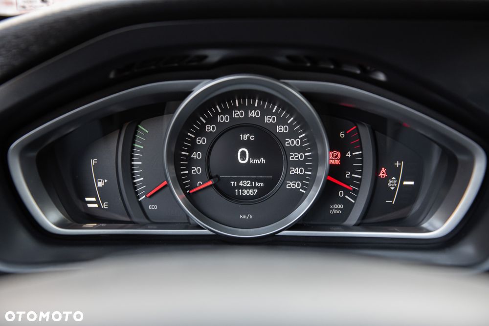 Volvo V40 Cross Country D2 - 20