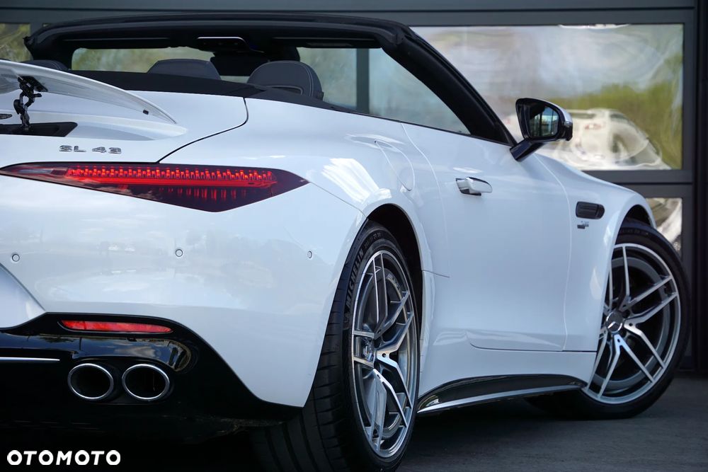 Mercedes-Benz SL 43 SPEEDSHIFT MCT 9G - 18