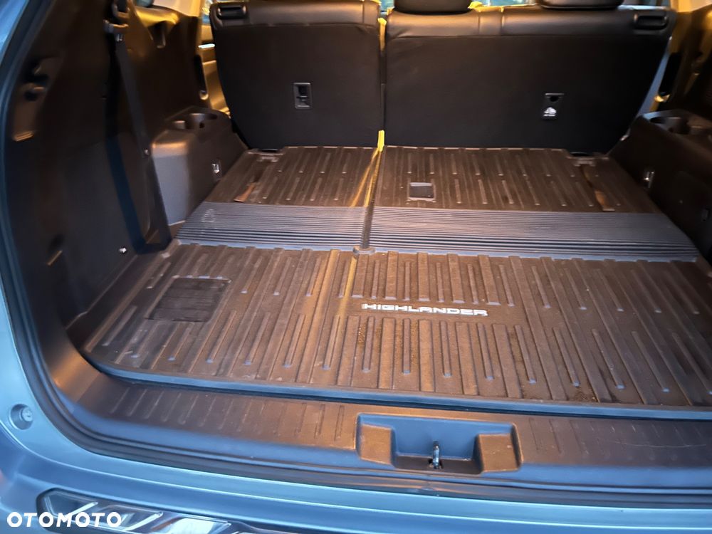 Toyota Highlander 2.5 Hybrid Prestige - 18