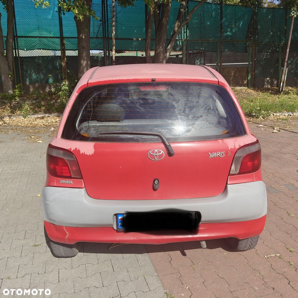 Toyota Yaris - 4