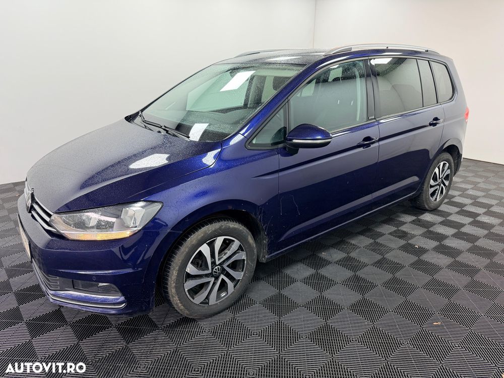 Volkswagen Touran 2.0 TDI SCR DSG ACTIVE - 8