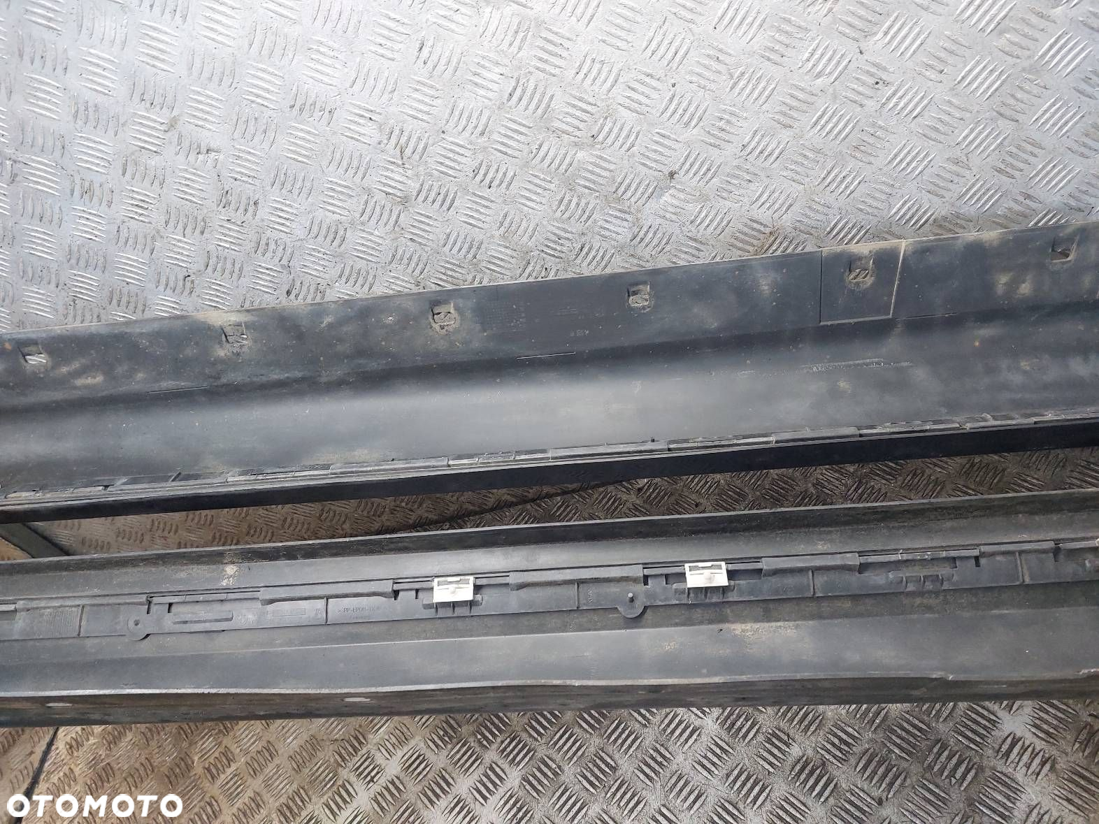 PRÓG NAKŁADKA LEWA + PRAWA BMW E90 416/9 7906508 7906507 - 9
