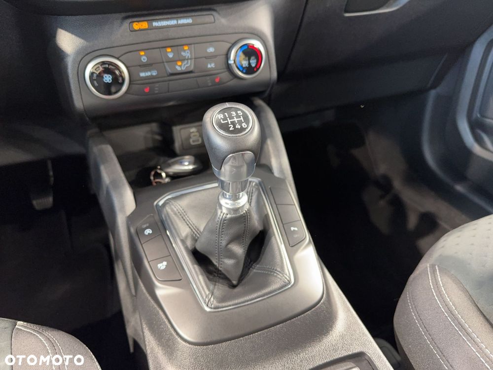 Ford Kuga - 23
