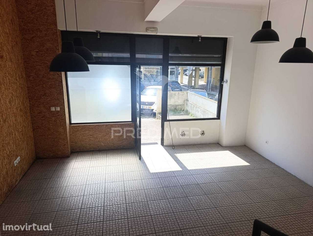 ARRENDA-SE »» APARTAMENTO / LOJA T1 – R/C  *  Zona Central de Setúb... - Grande imagem: 4/11