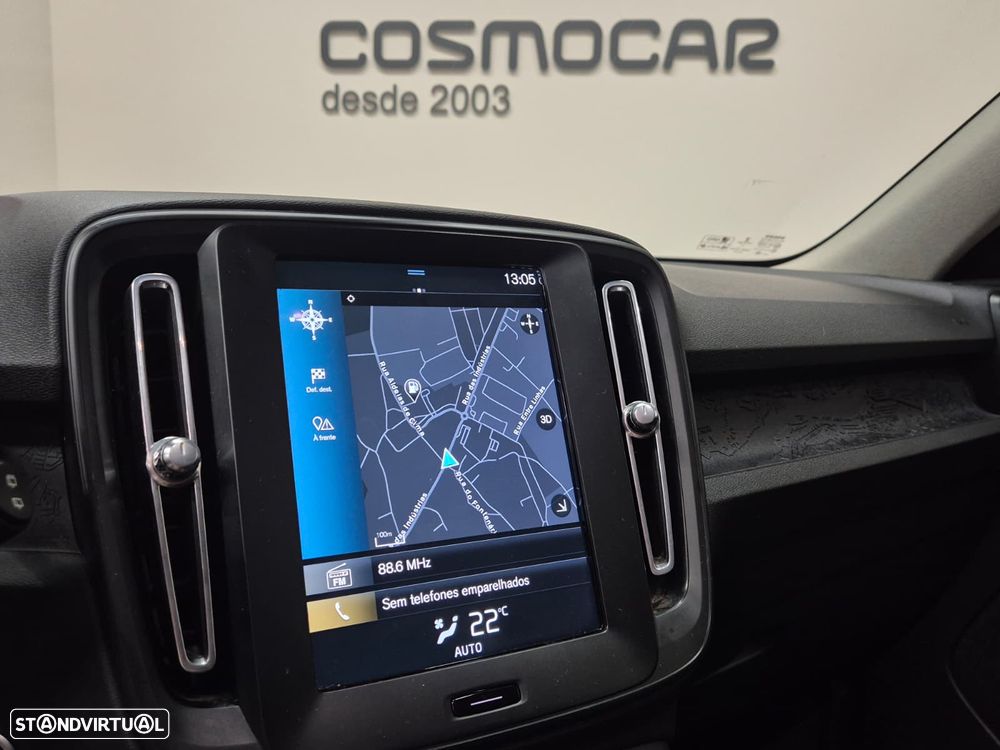 Volvo XC 40 1.5 T2 Momentum Core - 18