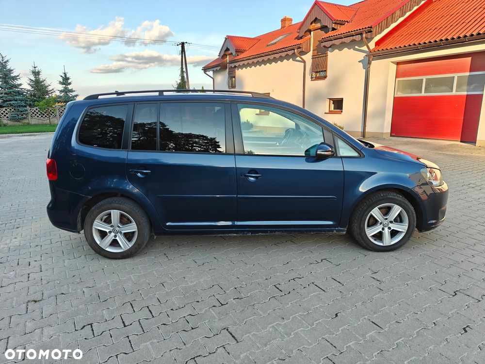 Volkswagen Touran - 7