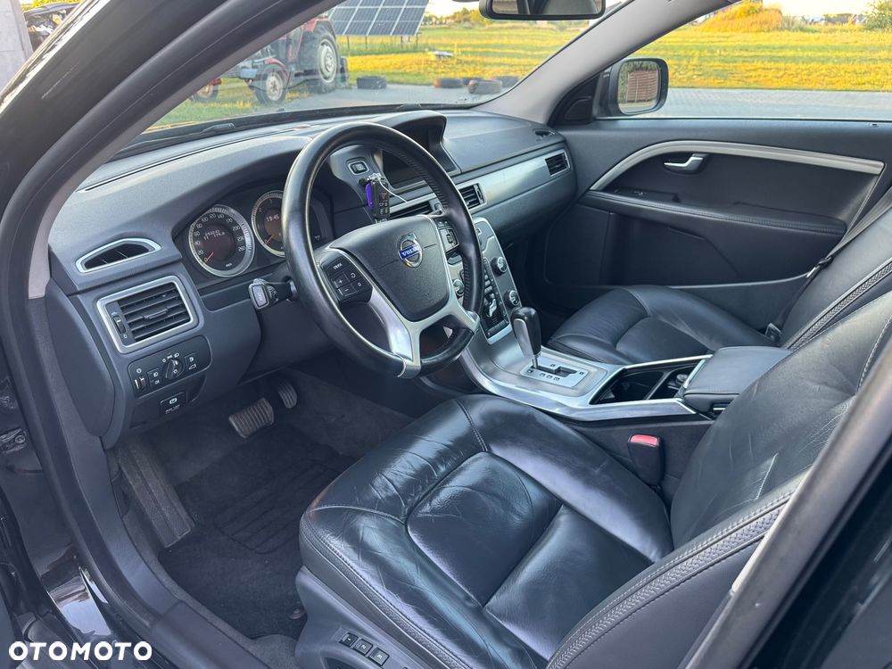 Volvo XC 70 D5 AWD Geartronic Summum - 18