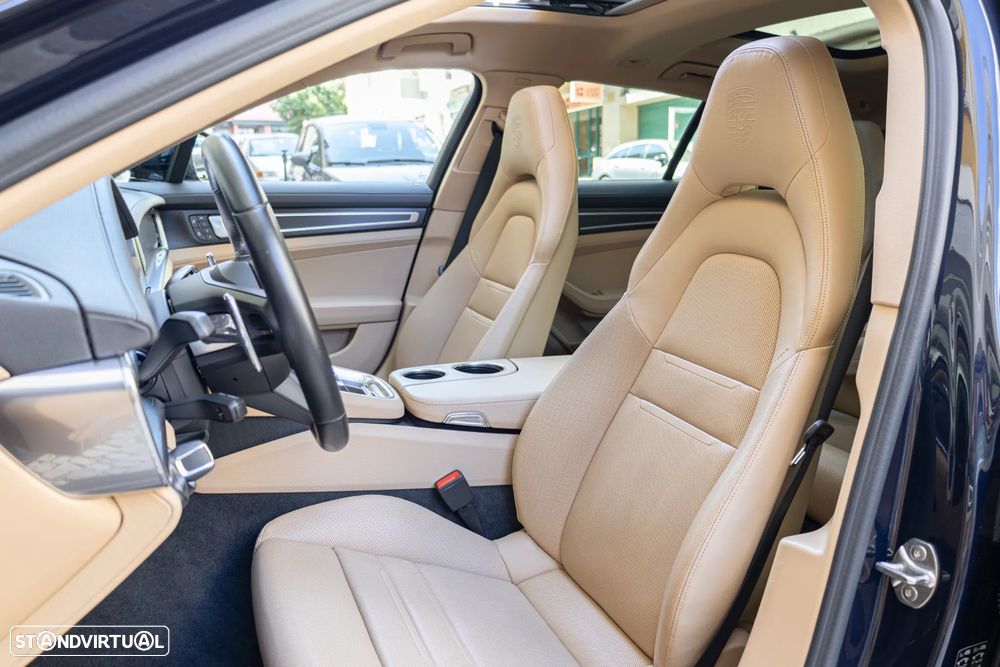 Porsche Panamera Sport Turismo 4 E-Hybrid Platinum Edition - 10