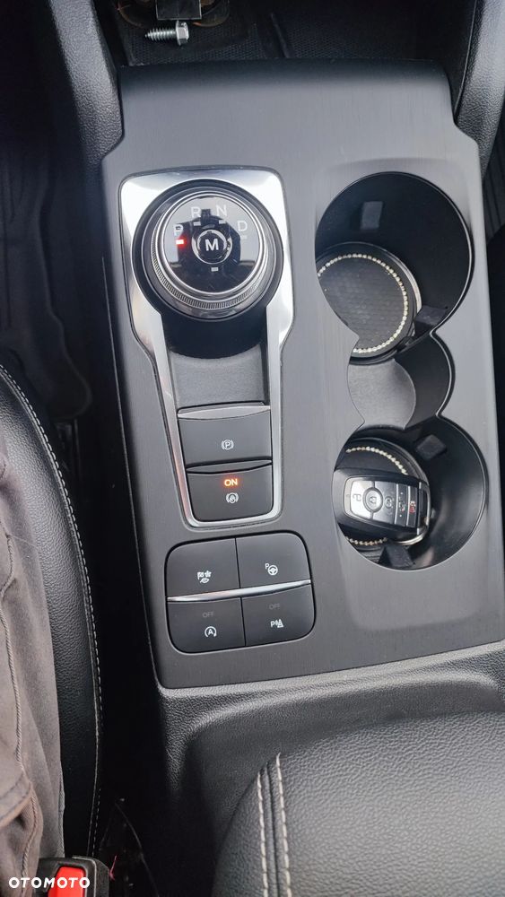 Ford Escape 2.0 EcoBoost AWD Titanium - 14