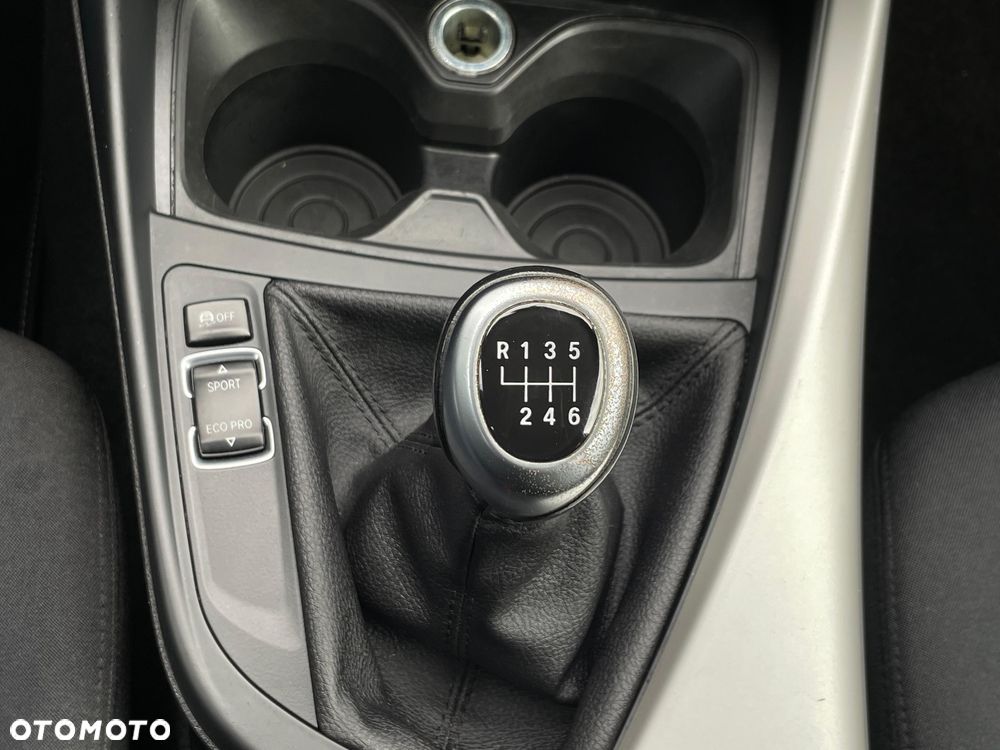 BMW Seria 1 114i Sport Line - 15